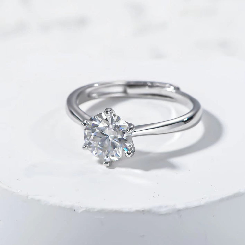 Elegant moissanite ring in S925 silver with adjustable band – artificial jewellery online in Pakistan