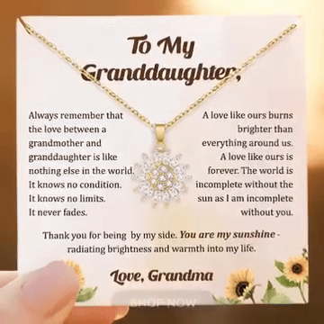 Woman Holding Sunflower Spinner Necklace β Affordable Artificial Jewellery in Pakistan