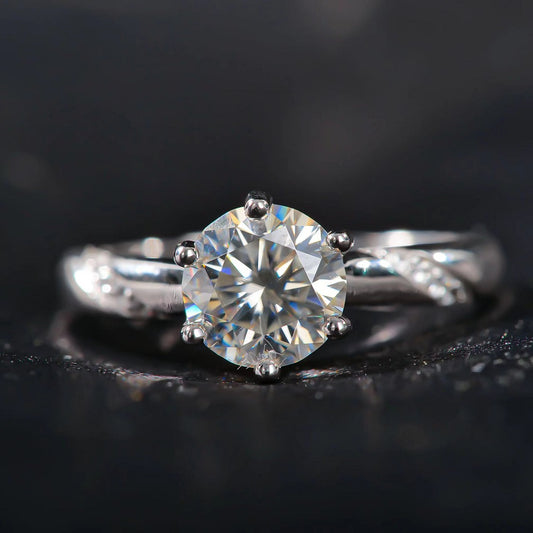 MD-E2 Moissanite Ring in S925 Silver featuring a radiant moissanite stone – premium artificial jewellery online in Pakistan.