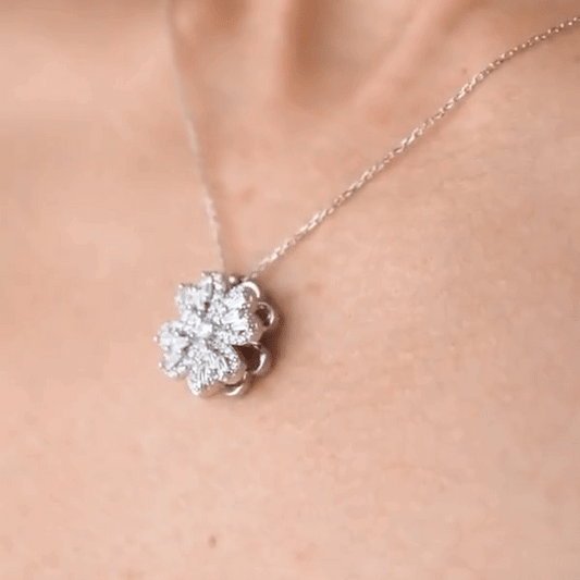 Lucky Clover Spinner Necklace for Women - Affordable artificial jewellery in pakistan