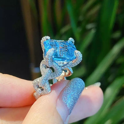 Front view of Ascher Aquamarine Topaz Ring in 925 silver – Best Jewelry Store Online in Pakistan