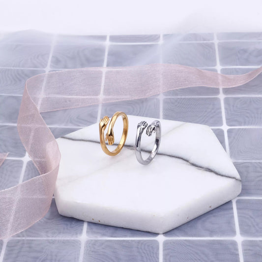 Adjustable brass hug ring for women – trendy piece of affordable artificial jewellery in Pakistan