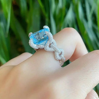 Gift box display of aquamarine topaz silver ring – Best Jewelry Store Online in Pakistan