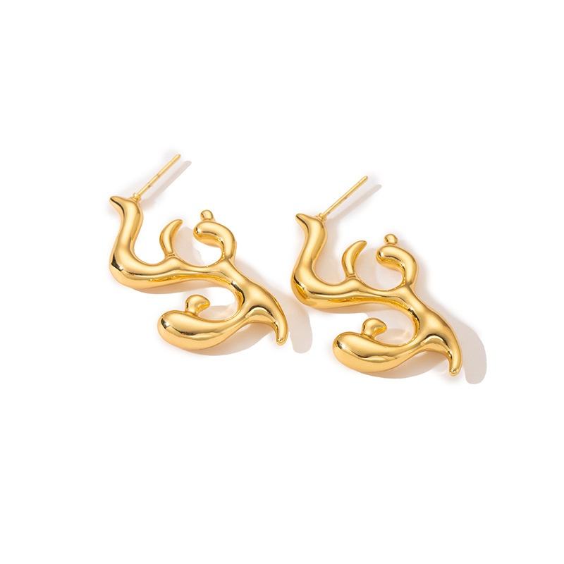 18K Gold Irregular Flame Earrings