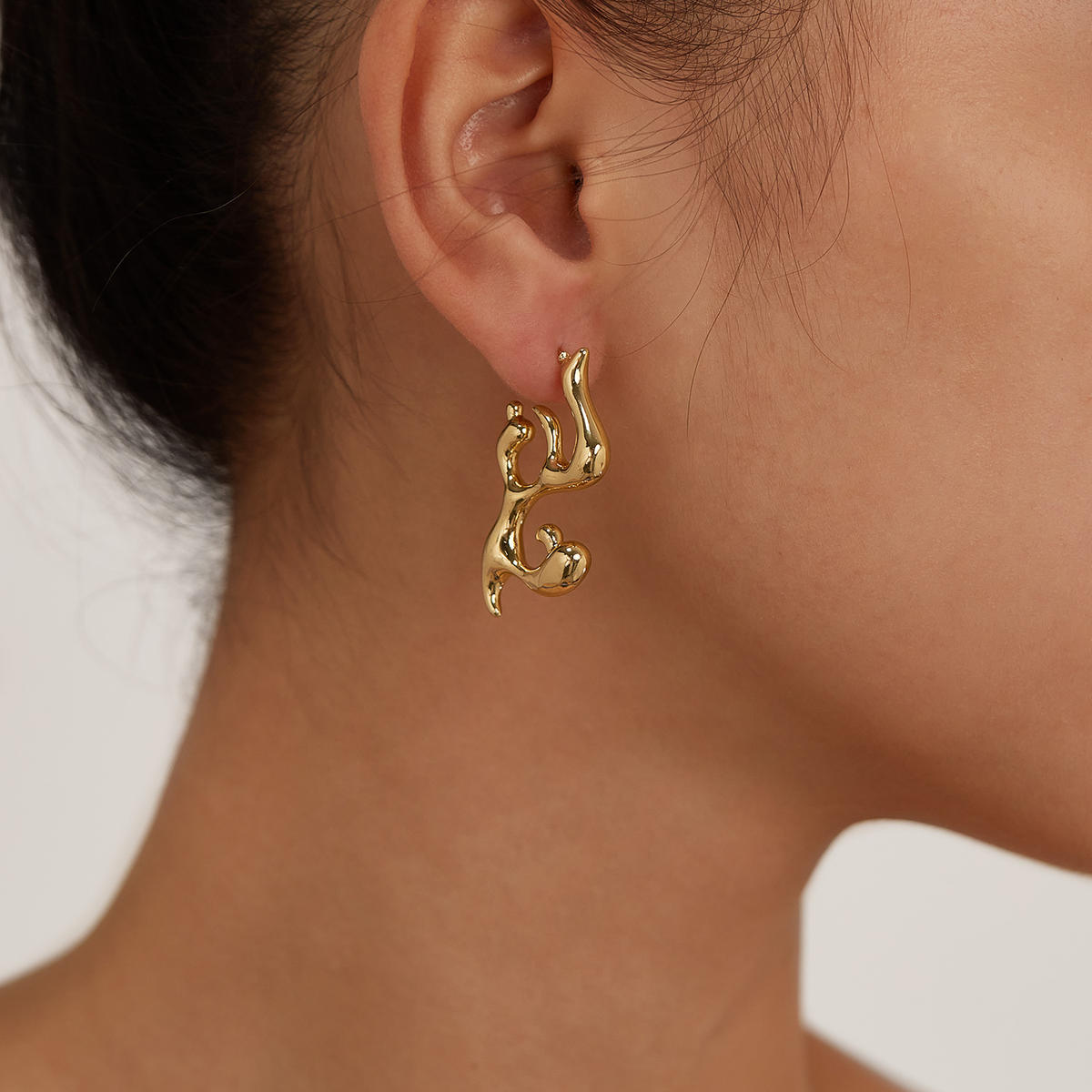 18K Gold Irregular Flame Earrings