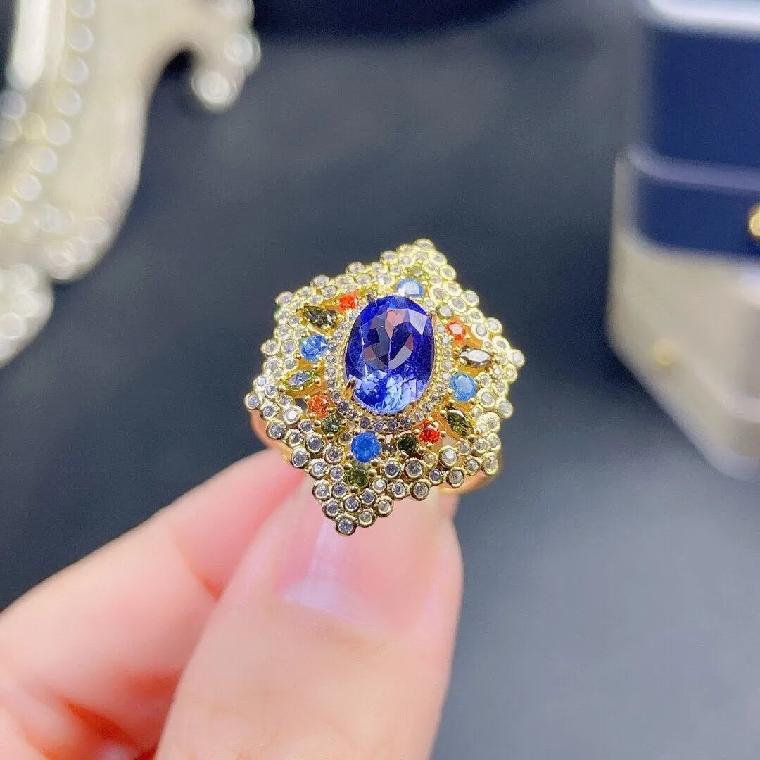 Detailed close-up of gemstone clarity and silver craftsmanship – Best Jewelry Store Online in Pakistan