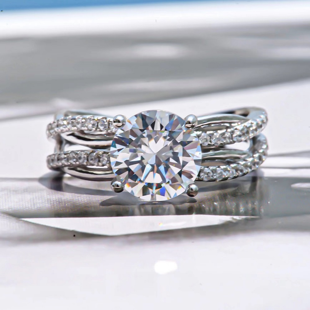 Elegant 925 Silver Ring